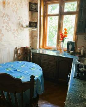 3-к квартира, вторичка, 75м2, 2/4 этаж