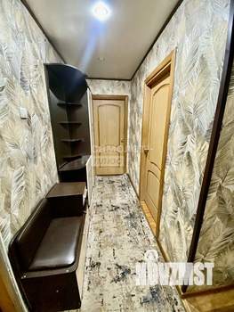 4-к квартира, вторичка, 61м2, 5/5 этаж