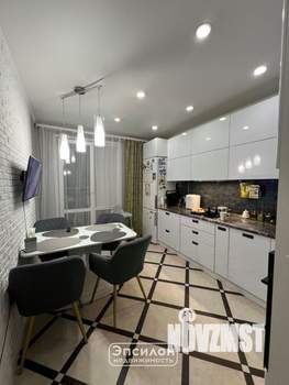 2-к квартира, вторичка, 60м2, 1/10 этаж