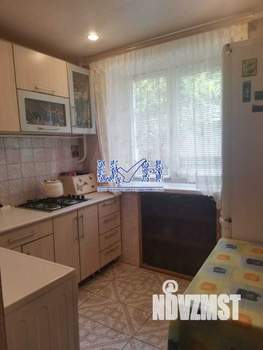 2-к квартира, вторичка, 44м2, 1/5 этаж