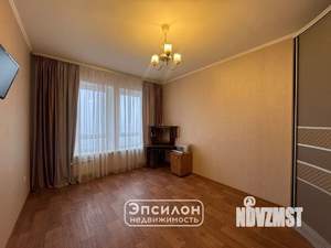 3-к квартира, вторичка, 98м2, 13/16 этаж