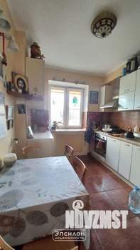 3-к квартира, вторичка, 57м2, 2/4 этаж
