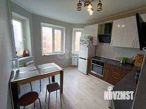 2-к квартира, вторичка, 61м2, 9/18 этаж