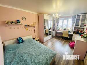 3-к квартира, вторичка, 77м2, 9/17 этаж