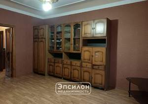 3-к квартира, вторичка, 82м2, 2/2 этаж