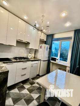 3-к квартира, вторичка, 63м2, 8/9 этаж