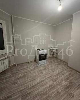 2-к квартира, вторичка, 61м2, 9/17 этаж