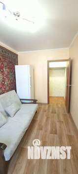 2-к квартира, вторичка, 40м2, 1/4 этаж