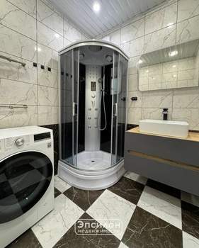 2-к квартира, вторичка, 55м2, 4/10 этаж