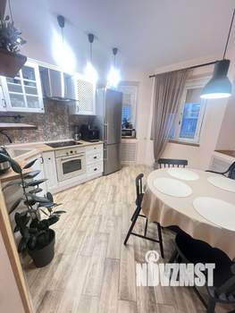 2-к квартира, вторичка, 56м2, 10/17 этаж