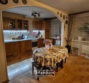 3-к квартира, вторичка, 92м2, 1/9 этаж