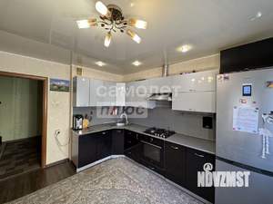 3-к квартира, вторичка, 82м2, 1/10 этаж