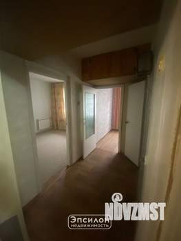 3-к квартира, вторичка, 59м2, 1/9 этаж