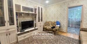 2-к квартира, вторичка, 61м2, 1/9 этаж