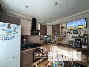 2-к квартира, вторичка, 50м2, 1/9 этаж