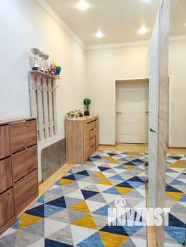 2-к квартира, вторичка, 67м2, 1/5 этаж