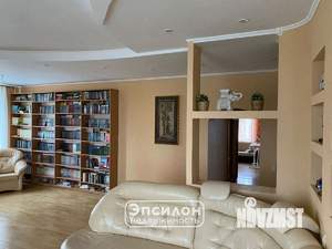 3-к квартира, вторичка, 128м2, 9/9 этаж