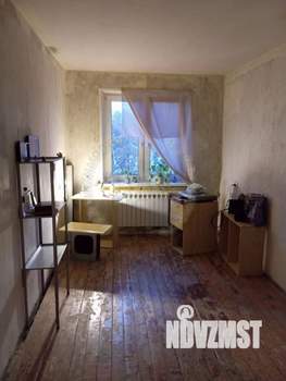 4-к квартира, вторичка, 61м2, 5/5 этаж