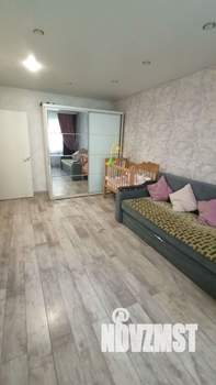 3-к квартира, вторичка, 60м2, 1/9 этаж