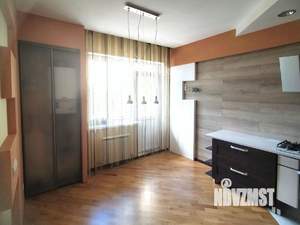 3-к квартира, вторичка, 95м2, 2/10 этаж
