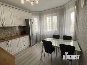 2-к квартира, вторичка, 58м2, 4/18 этаж