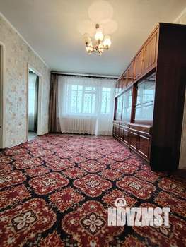 4-к квартира, вторичка, 60м2, 5/5 этаж