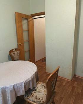 3-к квартира, вторичка, 77м2, 1/17 этаж