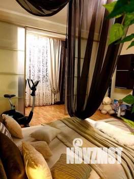 2-к квартира, вторичка, 78м2, 1/10 этаж