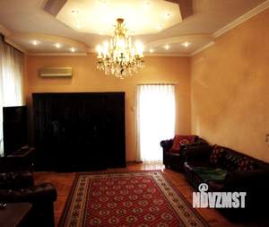 4-к квартира, вторичка, 153м2, 4/9 этаж