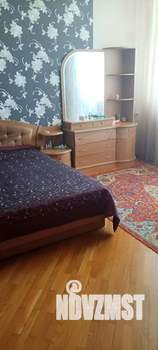 3-к квартира, вторичка, 102м2, 1/5 этаж