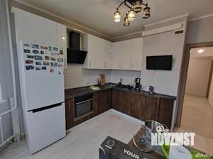 2-к квартира, вторичка, 58м2, 9/17 этаж