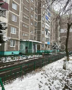 4-к квартира, вторичка, 76м2, 1/9 этаж