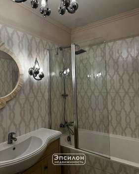 3-к квартира, вторичка, 90м2, 10/17 этаж