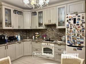 2-к квартира, вторичка, 63м2, 9/17 этаж