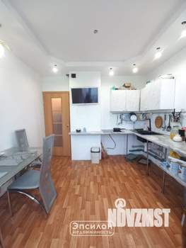 2-к квартира, вторичка, 57м2, 9/17 этаж