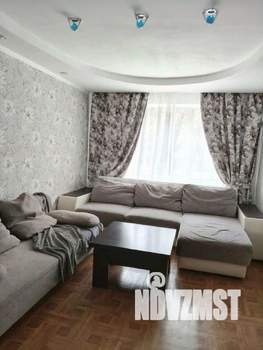 4-к квартира, вторичка, 77м2, 1/9 этаж