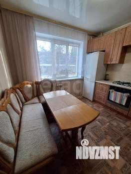2-к квартира, вторичка, 50м2, 1/10 этаж