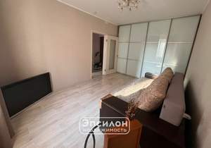 2-к квартира, вторичка, 61м2, 8/17 этаж