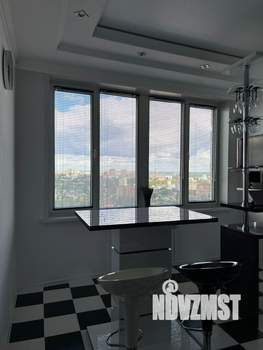 2-к квартира, вторичка, 70м2, 11/18 этаж