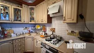 2-к квартира, вторичка, 60м2, 1/10 этаж