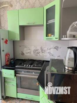 4-к квартира, вторичка, 64м2, 1/9 этаж