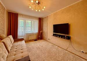 2-к квартира, вторичка, 50м2, 1/10 этаж