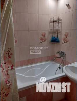 4-к квартира, вторичка, 62м2, 1/5 этаж