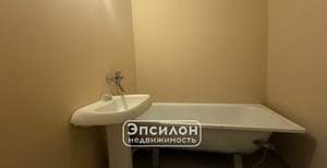 3-к квартира, вторичка, 81м2, 1/17 этаж