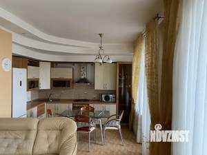 4-к квартира, вторичка, 130м2, 9/9 этаж