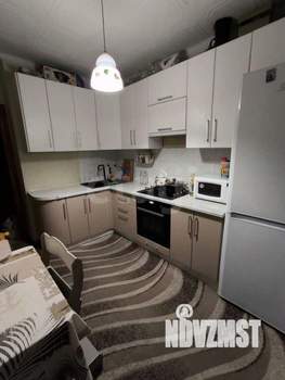 3-к квартира, вторичка, 60м2, 1/9 этаж