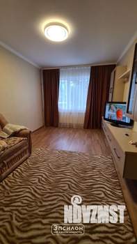 3-к квартира, вторичка, 60м2, 1/9 этаж