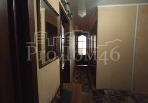 3-к квартира, вторичка, 61м2, 1/5 этаж