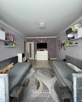 2-к квартира, вторичка, 60м2, 1/10 этаж