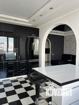 2-к квартира, вторичка, 70м2, 11/18 этаж